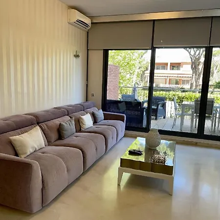 Olala Gava Beach Town House Gavà